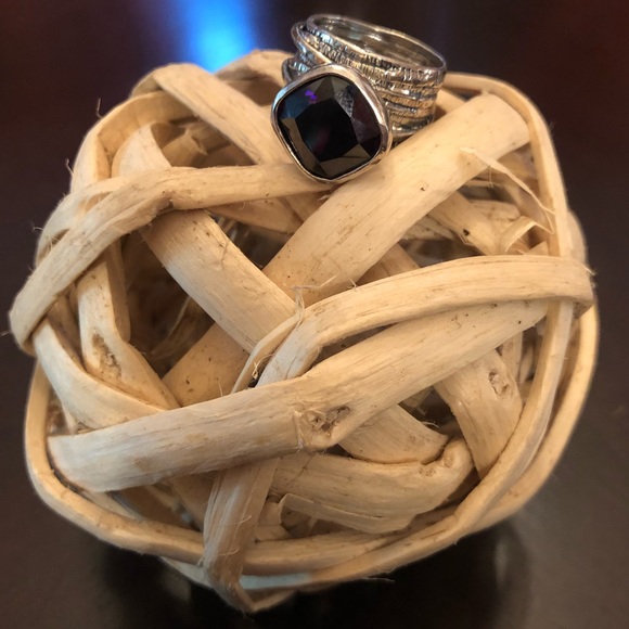 Silpada Silver Ring with Purple Gemstone - Picture 4 of 6